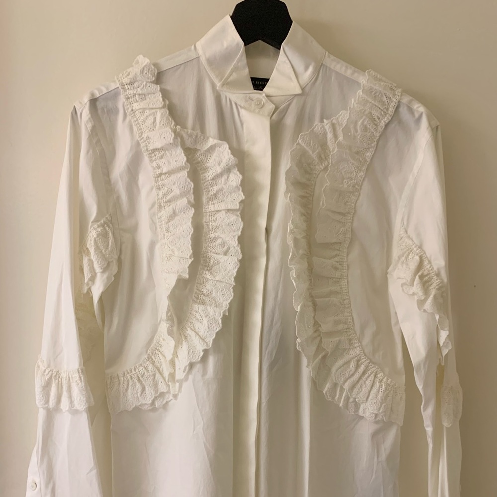 Burberry Women’s white ruffle button-down